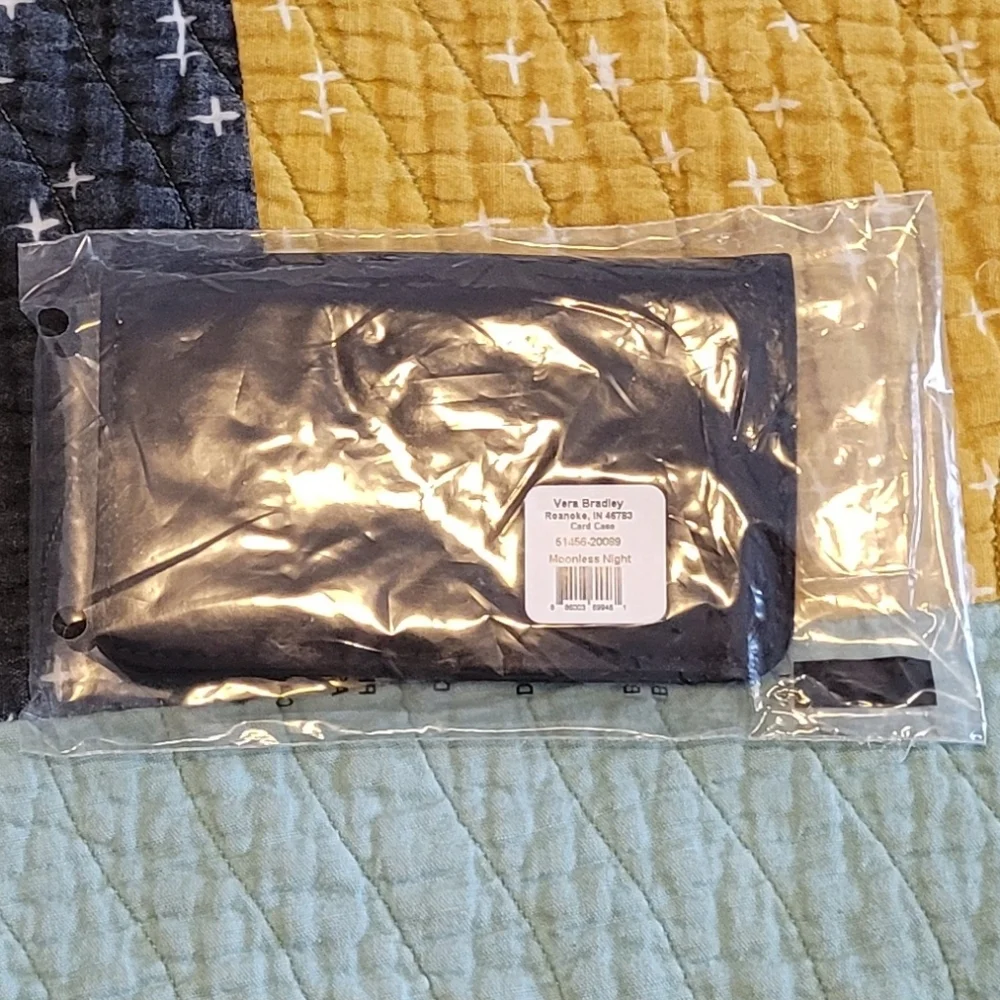 Vera Bradley Black Snap Closure Wallet - Picture 6 of 6